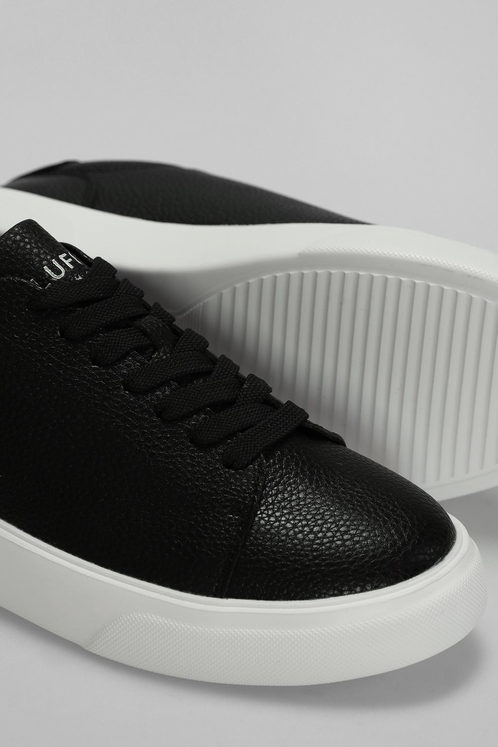 TOMMY MENS SNEAKER SHOES