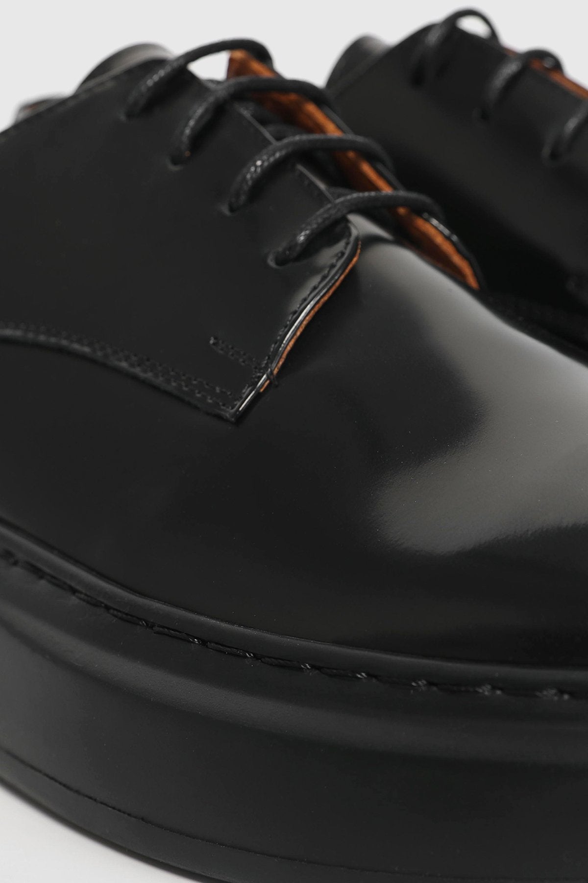 Flap Leer Sneaker